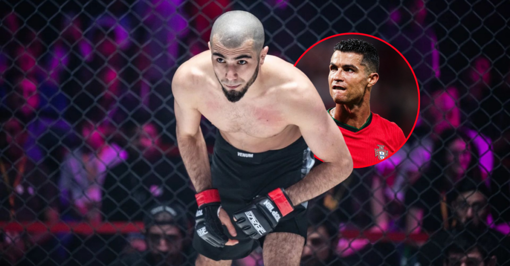 Luchador MMA Mokaev en la jaula; inserto de Cristiano Ronaldo con camiseta de Portugal, ambos intensos.
