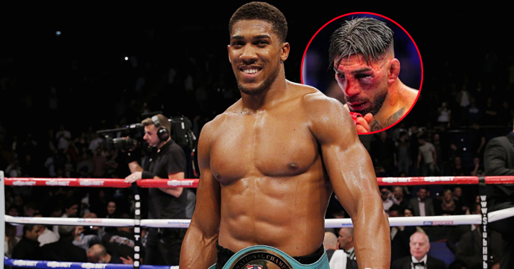 Anthony Joshua, campeón de boxeo, sonríe triunfante con su cinturón en el ring. Recuadro: un boxeador con la cara ensangrentada tras la derrota.
